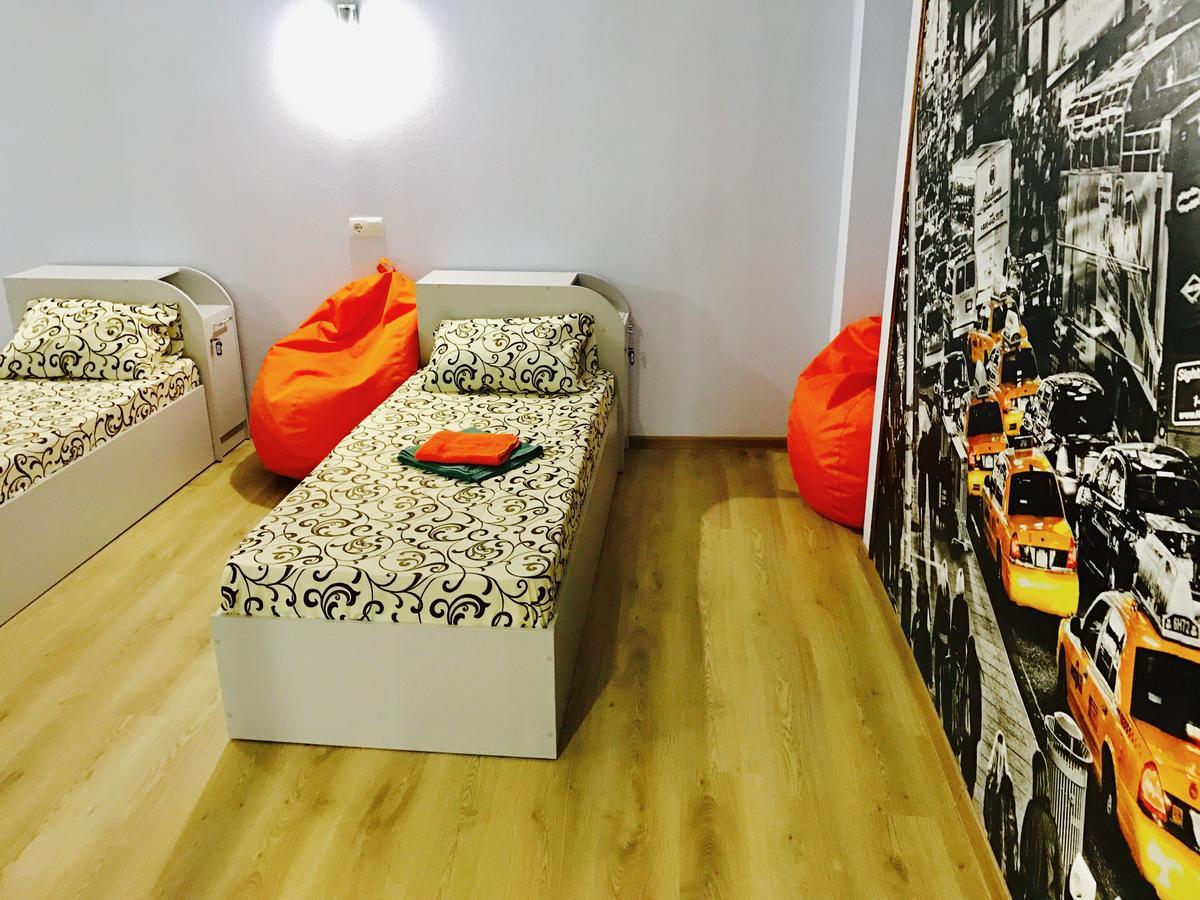 Attic Hostel Harkov Kültér fotó